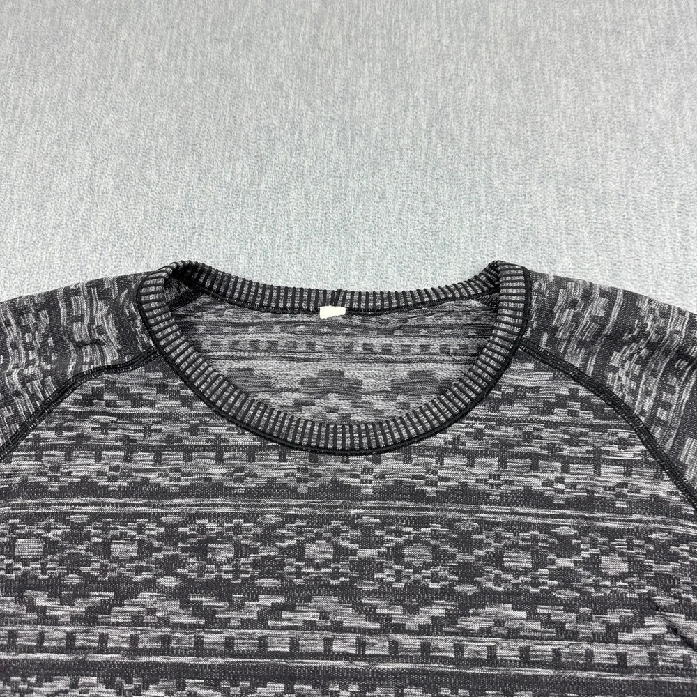 Lululemon Pullover Womens 12 Gray Rest Less Long Sleeve Shirt Activewear Workout